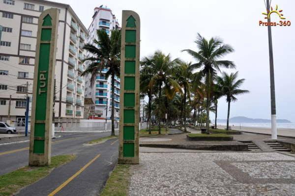 شقة برايا جراندي  في Apartamento A 100M Do Mar E 2 Minutos Da Praia Vila Tupi Na Praia Grande المظهر الخارجي الصورة